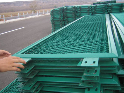 高(gāo)速防眩網